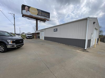 /international/us/1400-n-18th-street-ozark-mo-110107852171/