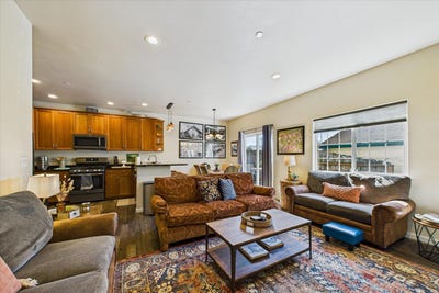 /international/us/1425-k-street-fortuna-ca-110098760417/