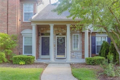 /international/us/3581-oakmonte-boulevard-oakland-twp-mi-110109029305/