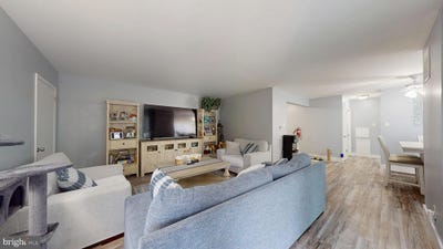 /international/us/275-green-street-edgewater-park-nj-110100479121/