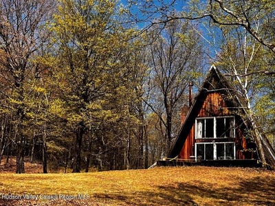 /international/us/1104-cold-spring-road-milan-ny-110100448876/