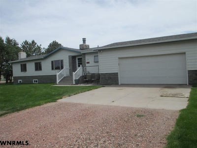 /international/us/2902-w-35th-street-scottsbluff-ne-110108296243/
