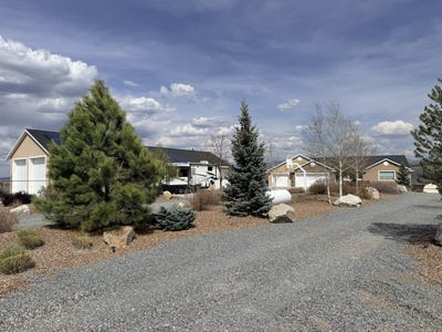 /international/us/995-s-230-e-panguitch-ut-110107339222/