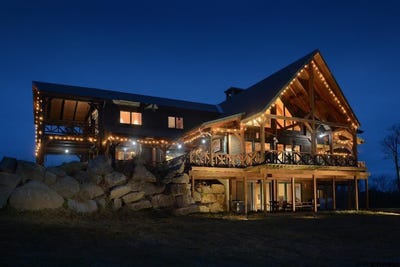 /international/us/148-mahar-drive-lake-luzerne-ny-110109436360/