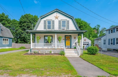/international/us/12-court-street-rochester-nh-110100755702/