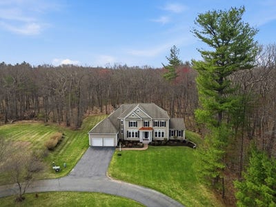 /international/us/65-canterbury-hill-rd-acton-ma-110107083196/