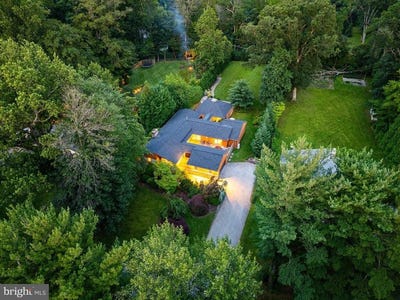 /international/us/411-clairemont-road-villanova-pa-110100469112/