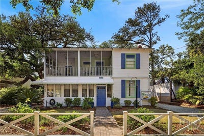 /international/us/709-2nd-avenue-tybee-island-ga-110107893857/