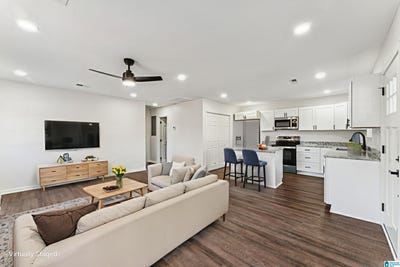/international/us/140-commerce-street-montevallo-al-110105414531/