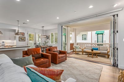 /international/us/3726-state-street-unit-204-santa-barbara-ca-110100949404/