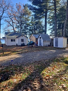 /international/us/126-rancourt-lane-burnham-me-110103300860/