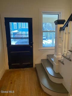 /international/us/77-white-street-saratoga-springs-ny-110107084370/