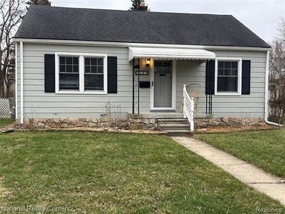 /international/us/1885-west-boulevard-berkley-mi-110106759289/