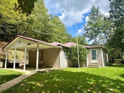 /international/us/330-state-highway-1056-pinsonfork-ky-110106099388/