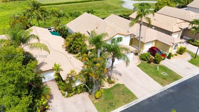/international/us/2940-nw-99th-pl-doral-fl-110107990617/