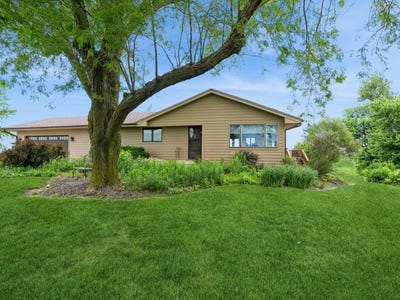 /international/us/1246-n-75th-avenue-w-newton-ia-110100680753/