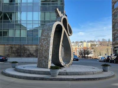 /international/us/100-exchange-street-providence-ri-110107955188/