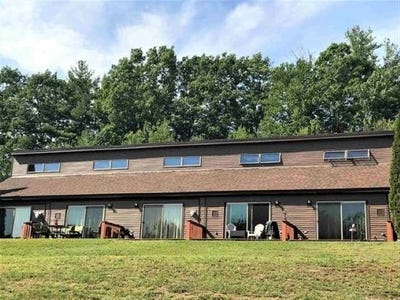 /international/us/576-francestown-road-bennington-nh-110108146860/