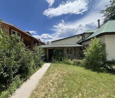 /international/us/656-water-street-meeker-co-110100834844/