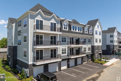 /international/us/6461-n-us-9-highway-howell-nj-110102220178/