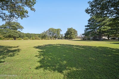/international/us/1045-soundside-road-edenton-nc-110120413539/
