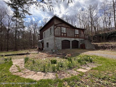 /international/us/6-riverbend-road-saugerties-ny-110107039713/