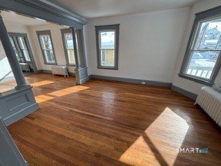 /international/us/14-guilfoile-street-waterbury-ct-110106304433/