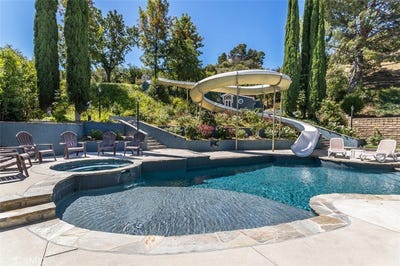 /international/us/24806-rosepark-court-newhall-ca-110109257004/
