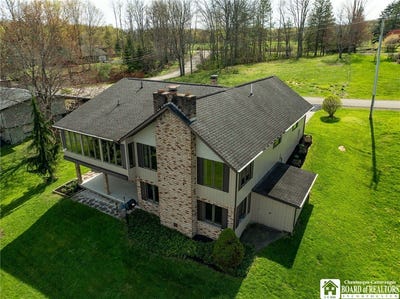 /international/us/4528-canterbury-drive-mayville-ny-110107605255/