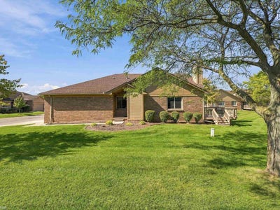 /international/us/15385-windmill-court-macomb-twp-mi-110120080177/
