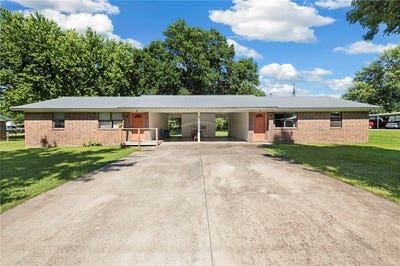 /international/us/305-pittman-street-prairie-grove-ar-110108827184/