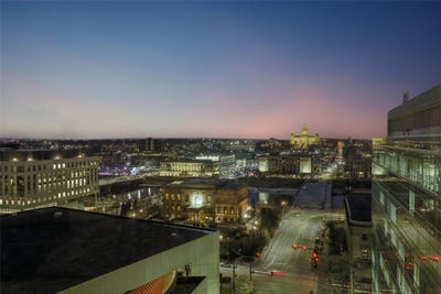 /international/us/300-walnut-street-des-moines-ia-110105712704/