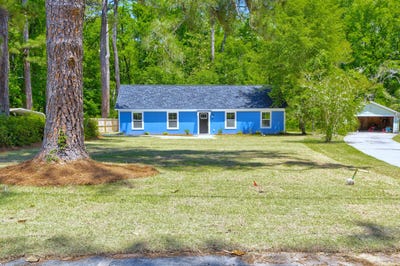 /international/us/207-woodlawn-street-walterboro-sc-110104966849/