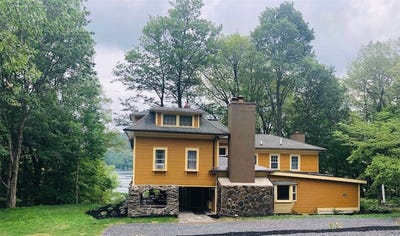 /international/us/16441-w-lake-road-pulteney-ny-110098682807/