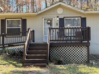 /international/us/1503-j-d-walton-road-newnan-ga-110108469893/