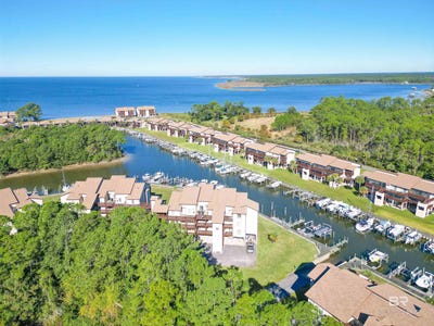 /international/us/4615-port-side-lane-gulf-shores-al-110107831391/