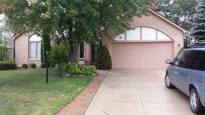 /international/us/456-essex-drive-rochester-hills-mi-110107728256/
