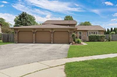 /international/us/gurnee-il-110108855006/