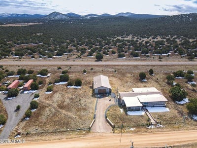 /international/us/6-county-road-3125-vernon-az-110101216942/