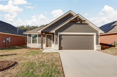 /international/us/1203-high-street-navasota-tx-110105393530/