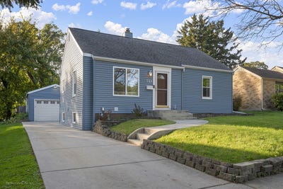/international/us/164-s-du-bois-avenue-elgin-il-110120746760/