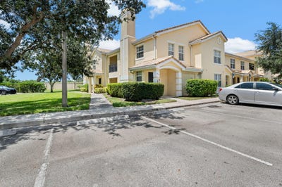 /international/us/158-sw-peacock-boulevard-saint-lucie-west-fl-110101268515/