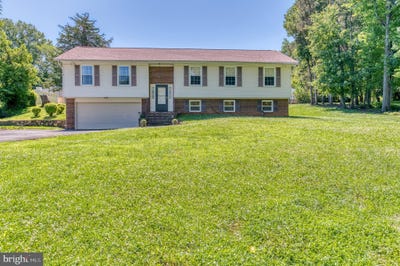/international/us/7077-westmoreland-drive-warrenton-va-110108390027/