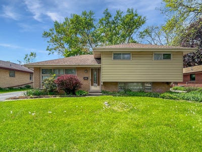 /international/us/1048-marshall-drive-des-plaines-il-110100514576/