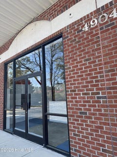 /international/us/4904-carolina-beach-road-wilmington-nc-110106557849/
