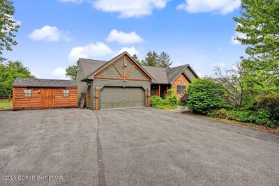 /international/us/260-mcilhaney-road-saylorsburg-pa-110119955590/