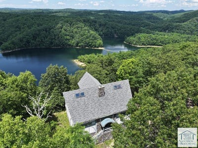 /international/us/191-reservoir-road-meadows-of-dan-va-110100685307/