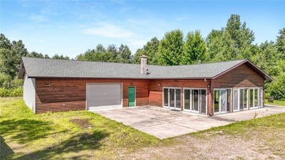 /international/us/3828-w-walrath-road-glen-flora-wi-110101217002/