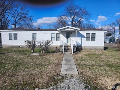 /international/us/402-pine-willisville-il-110104840618/