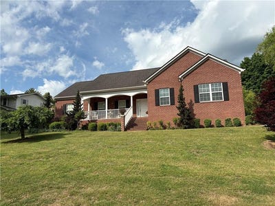 /international/us/805-thomas-avenue-chickamauga-ga-110107616361/